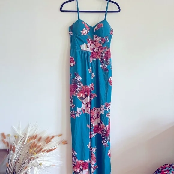 Wide leg floral jumpsuit - Picture 1 of 9